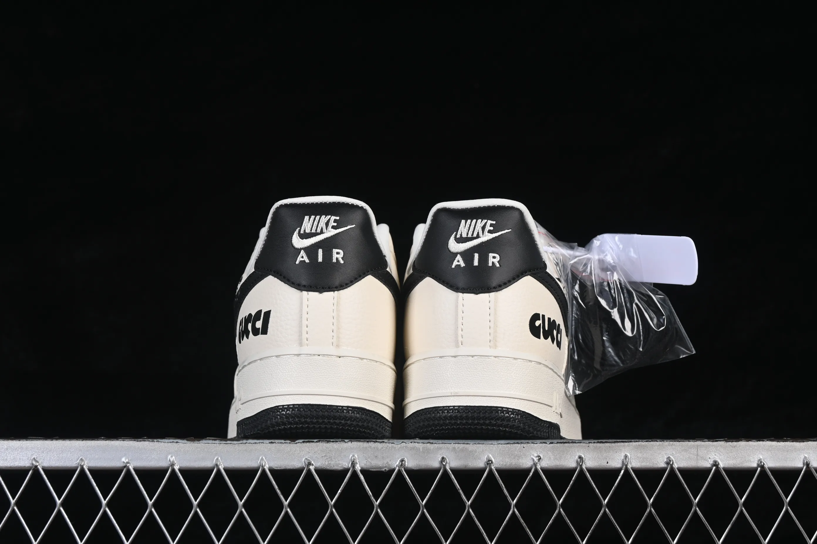 All categories Nk Air Force 1 Air Force series Nk Air Force 1 Low Air Force low-top Nike Air Force 1'07 Low Milky white with black Air Force 1 low-top casual sneakers LD1999-018